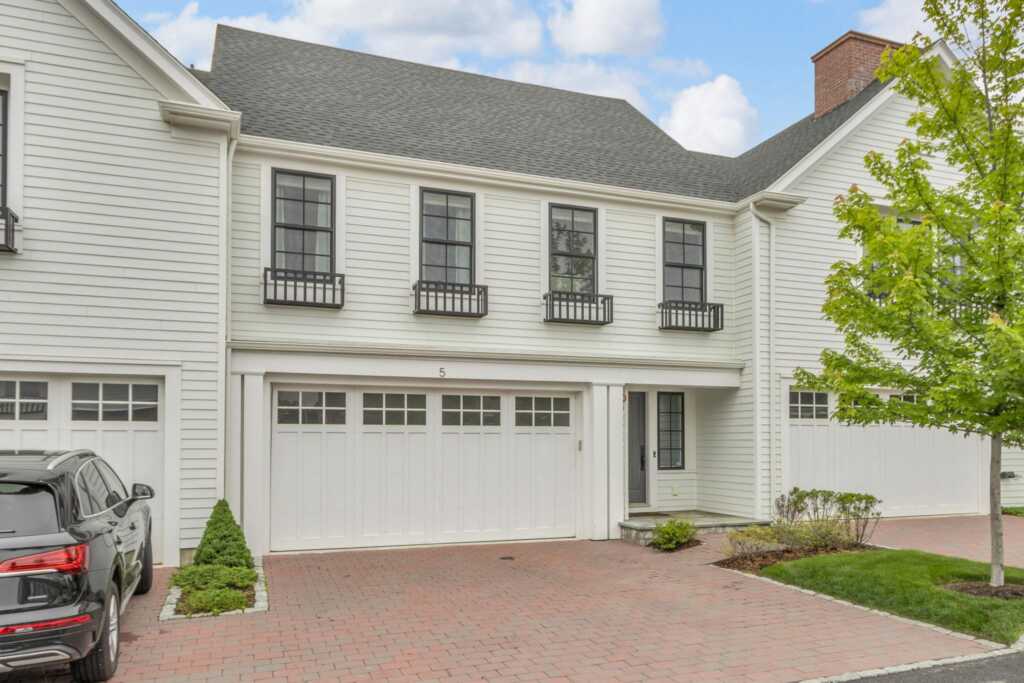 5 Primrose Lane, Rye, NY 10573