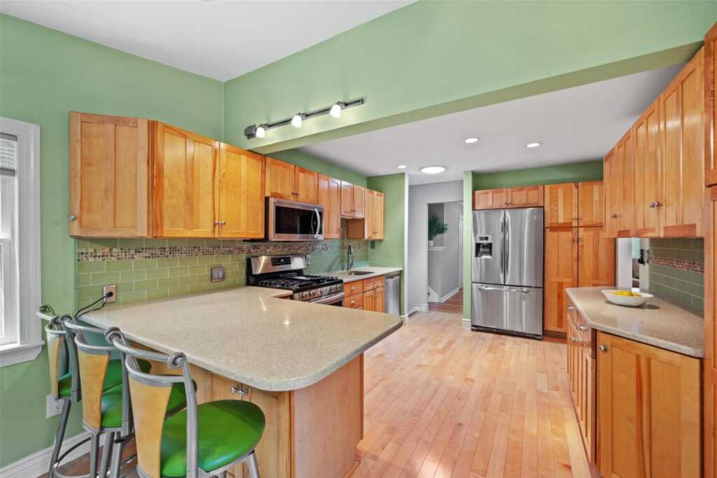 4 Marcia Lane, New City, NY 10956 - Photo 6 of 27
