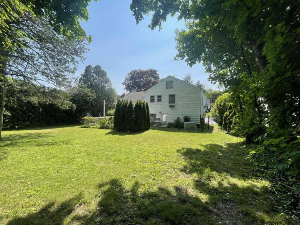 57 Valley Terrace, Rye, NY 10573 - Photo 4 of 21