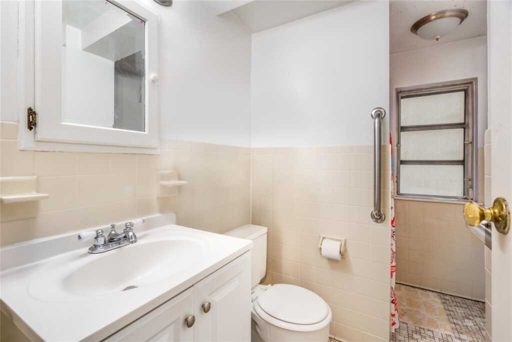 564 Westchester Avenue, Rye, NY 10573 - Photo 13 of 28