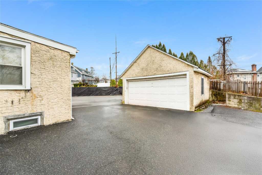 564 Westchester Avenue, Rye, NY 10573 - Photo 4 of 28