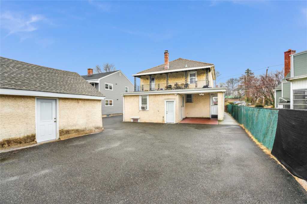 564 Westchester Avenue, Rye, NY 10573 - Photo 5 of 28