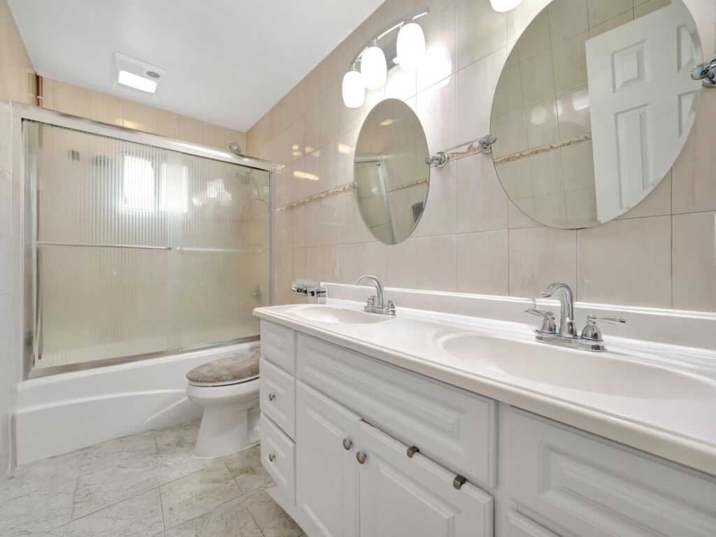 7 Medford Place, Nanuet, NY 10954 - Photo 19 of 37