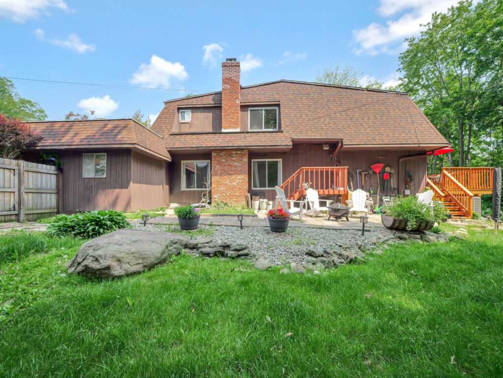 7 Medford Place, Nanuet, NY 10954 - Photo 33 of 37