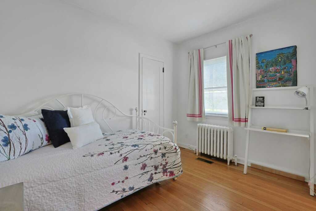 286 Lyncroft Road, New Rochelle, NY 10804 - Photo 14 of 33