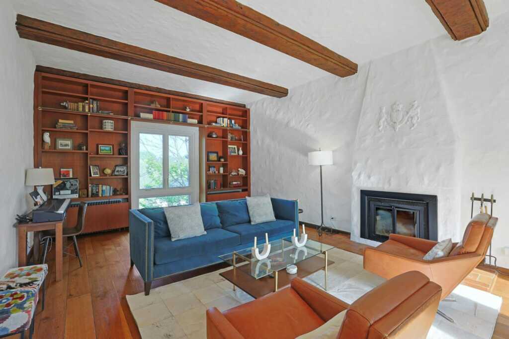 286 Lyncroft Road, New Rochelle, NY 10804 - Photo 4 of 33
