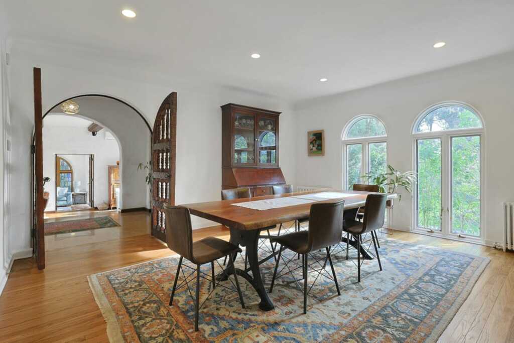286 Lyncroft Road, New Rochelle, NY 10804 - Photo 7 of 33