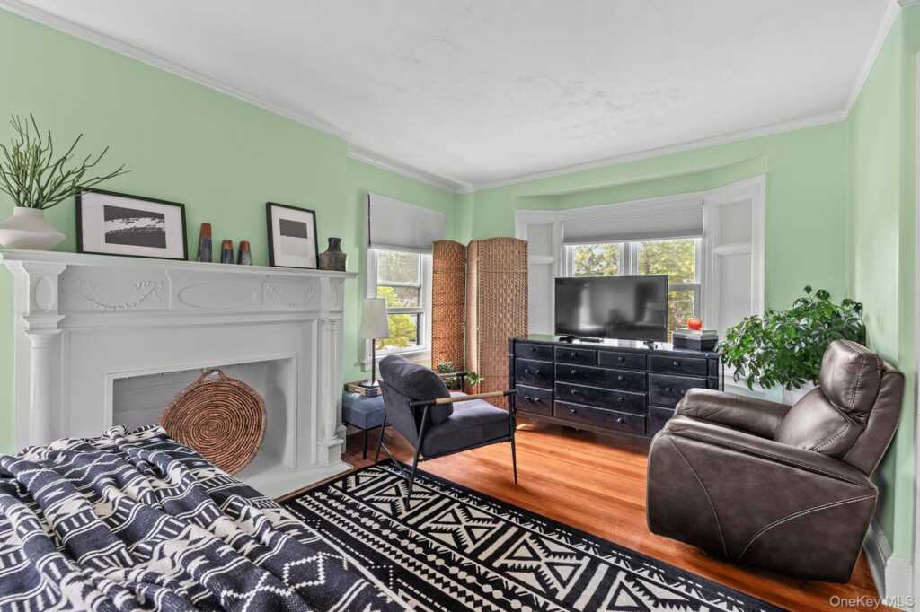 25 Midland Avenue, White Plains, NY 10606 - Photo 15 of 37