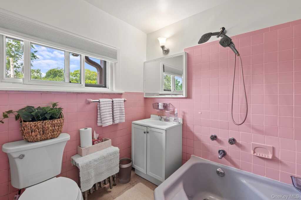 25 Midland Avenue, White Plains, NY 10606 - Photo 17 of 37