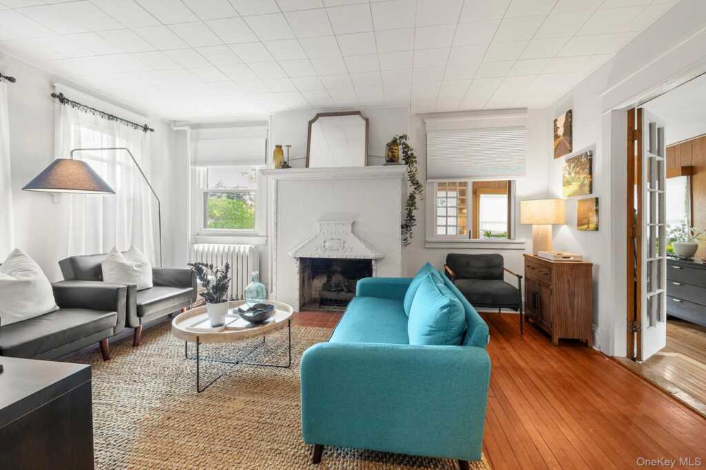 25 Midland Avenue, White Plains, NY 10606 - Photo 5 of 37