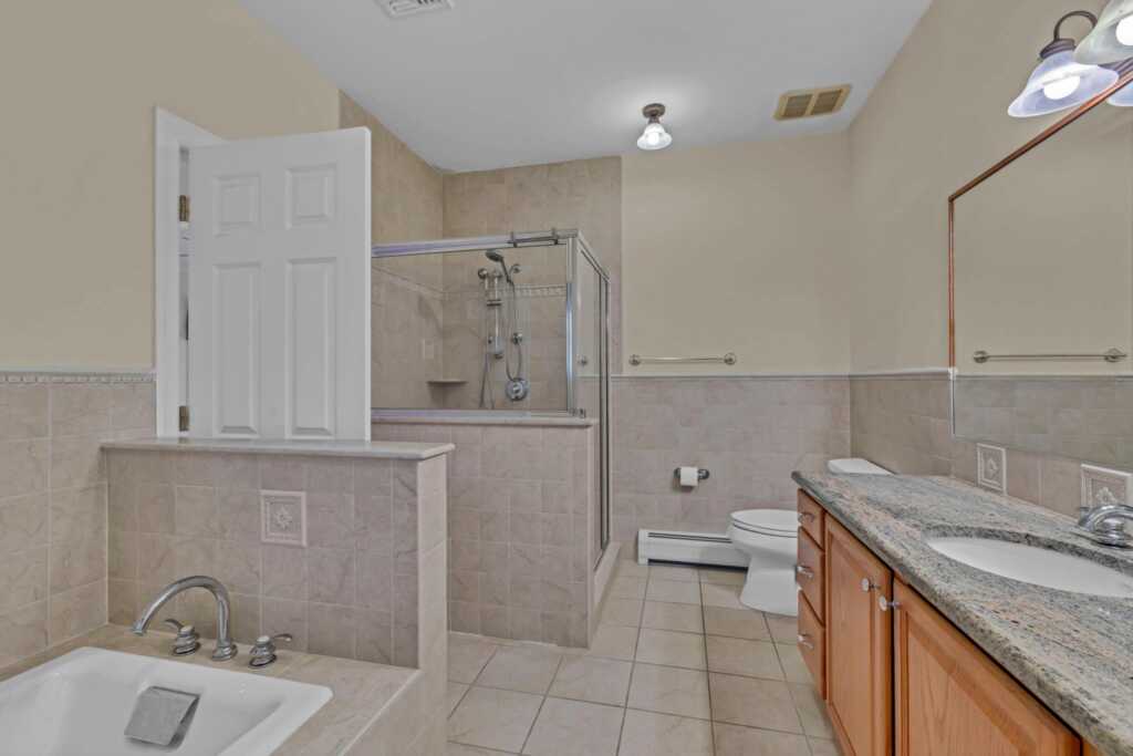 9 Joseph Bow Court, Pearl River, NY 10965 - Photo 19 of 43