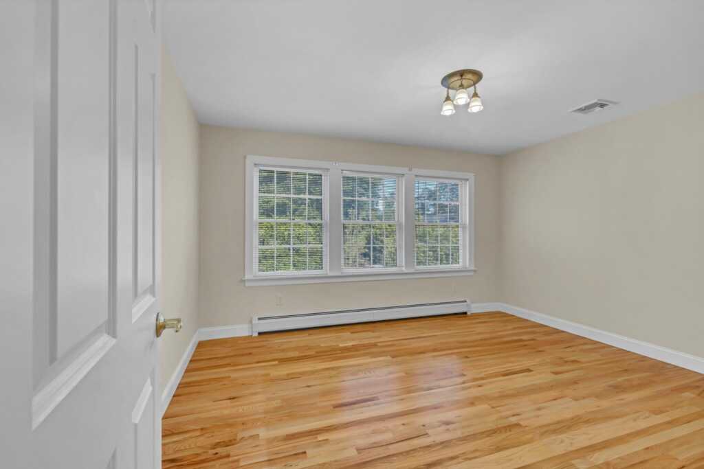 9 Joseph Bow Court, Pearl River, NY 10965 - Photo 29 of 43
