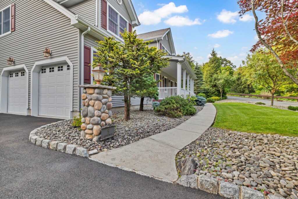9 Joseph Bow Court, Pearl River, NY 10965 - Photo 41 of 43