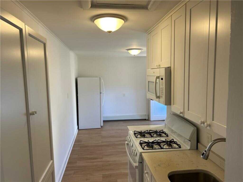 306 5th Street, Rye, NY 10543 - Photo 3 of 11