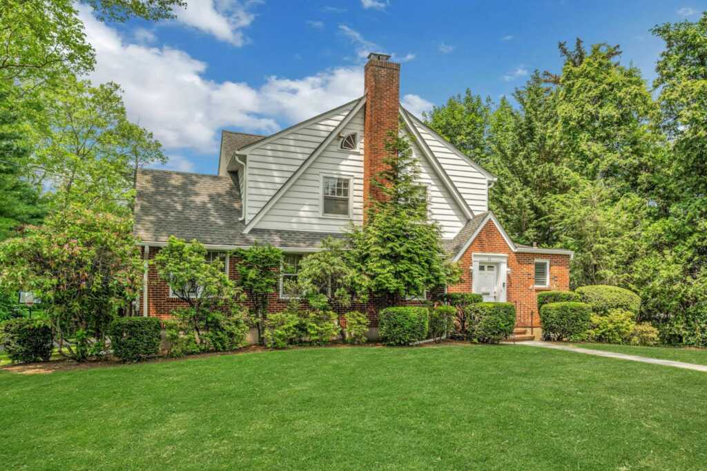 11 Oxford Road, White Plains, NY 10605 - Photo 46 of 47
