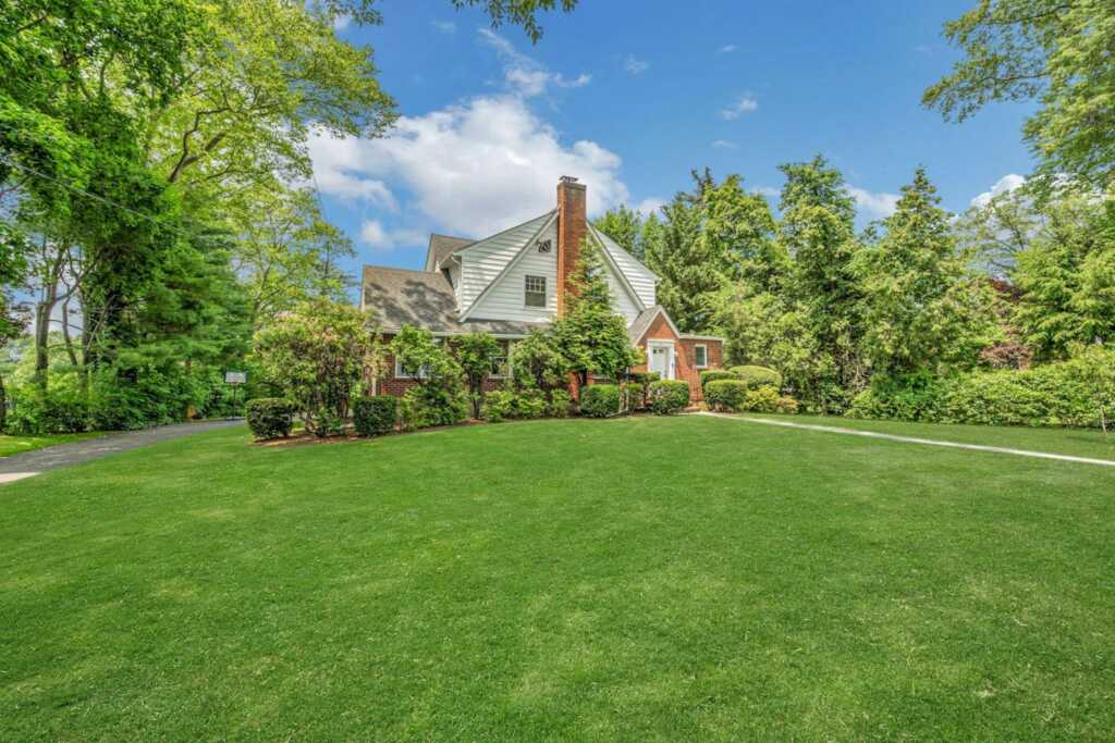 11 Oxford Road, White Plains, NY 10605 - Photo 47 of 47