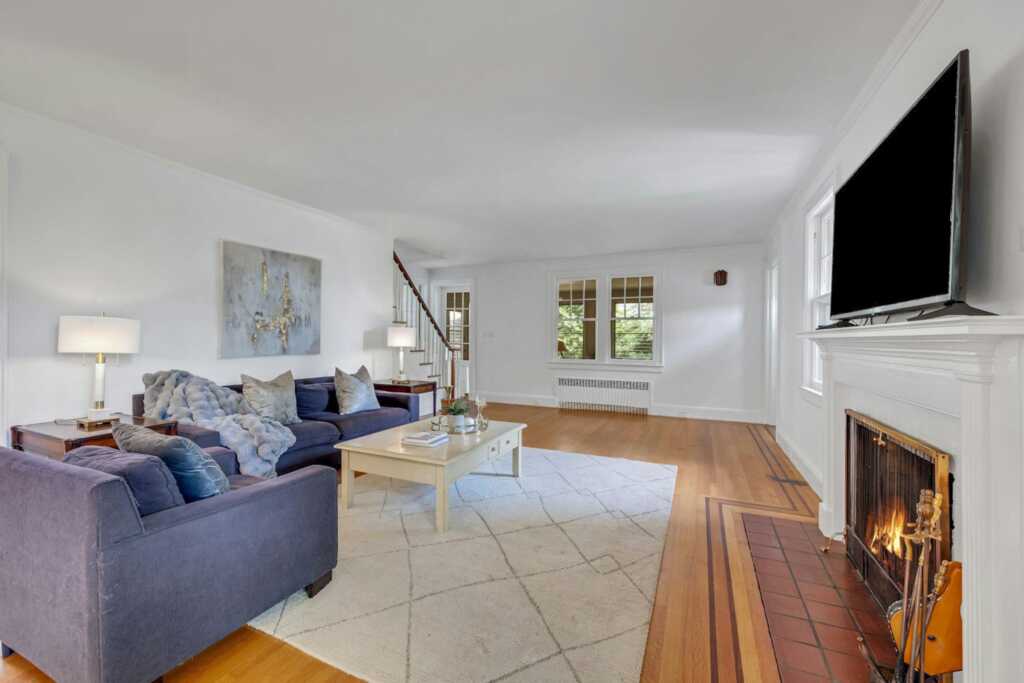 11 Oxford Road, White Plains, NY 10605 - Photo 7 of 47
