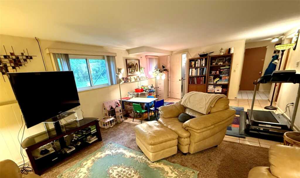 10 Carriage Lane, New City, NY 10956 - Photo 26 of 40