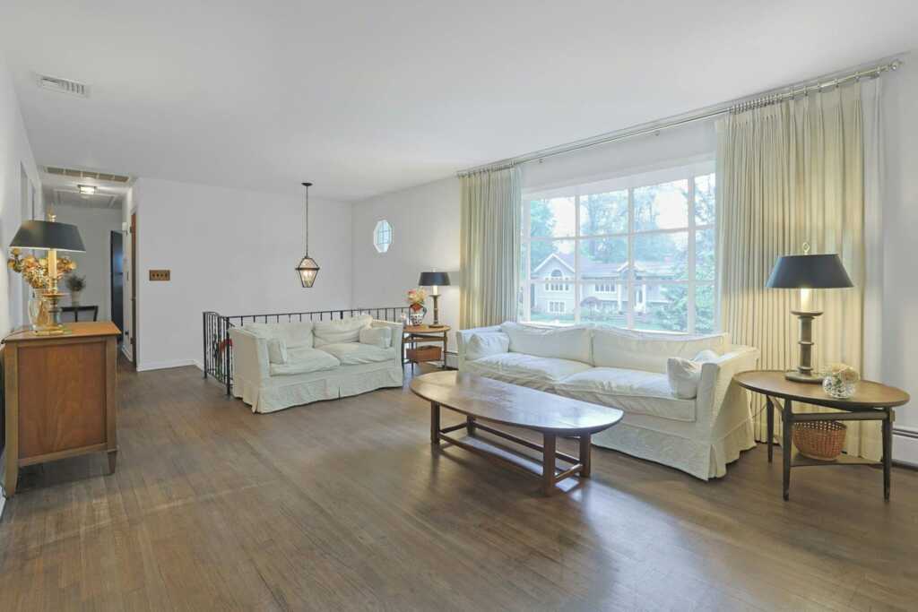 13 Old Brick Road, New City, NY 10956 - Photo 9 of 36