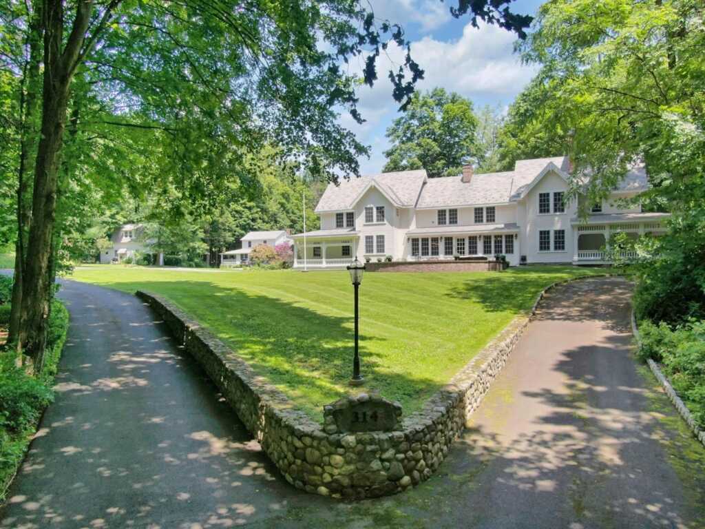 314 Haverstraw Road, Suffern, NY 10901 - Photo 40 of 44