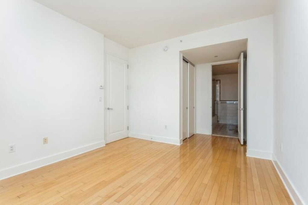 175 Huguenot Street, New Rochelle, NY 10801 - Photo 11 of 33