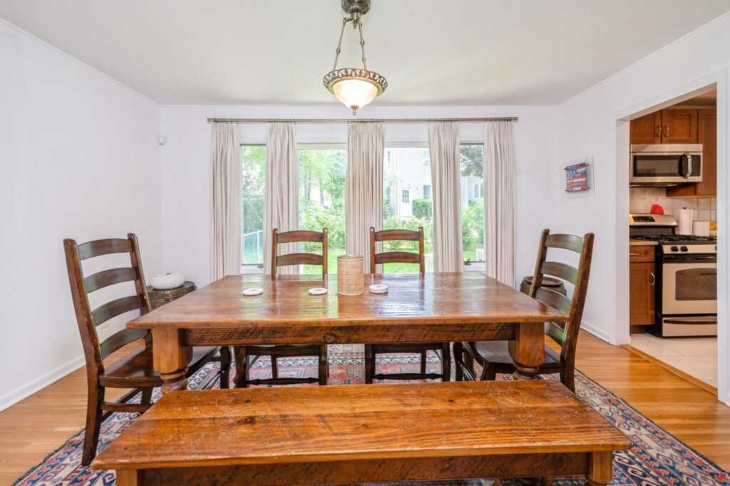37 Oakland Beach Avenue, Rye, NY 10580 - Photo 11 of 44