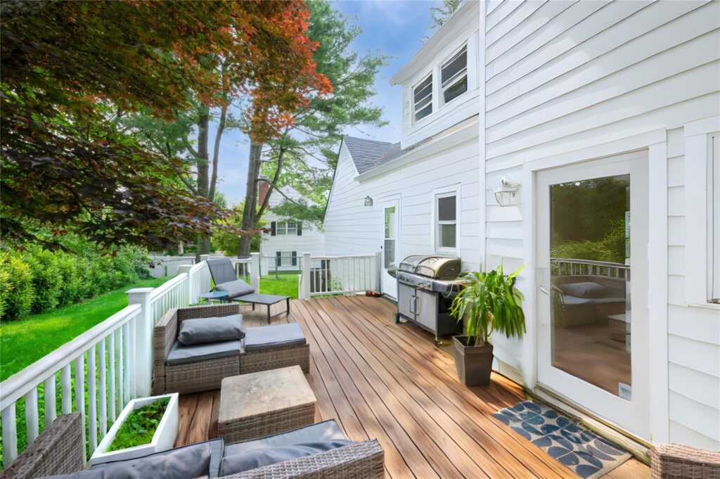 37 Oakland Beach Avenue, Rye, NY 10580 - Photo 30 of 44