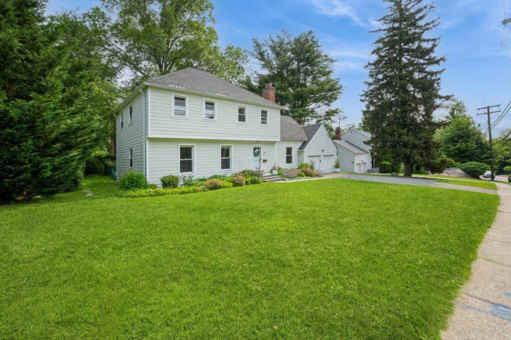 37 Oakland Beach Avenue, Rye, NY 10580 - Photo 39 of 44