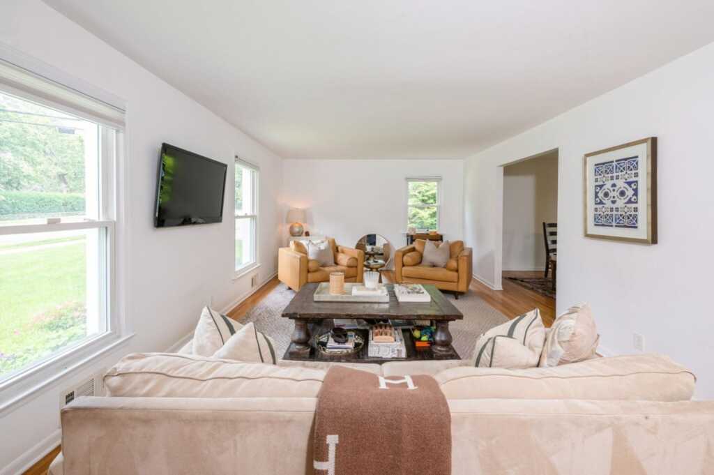 37 Oakland Beach Avenue, Rye, NY 10580 - Photo 5 of 44