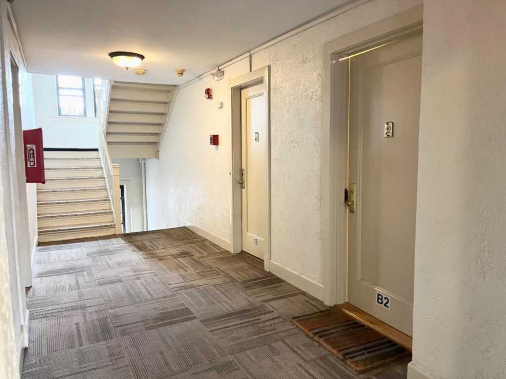 604 Tompkins Avenue, Unit #B-2, Rye, NY 10543 - Photo 3 of 17