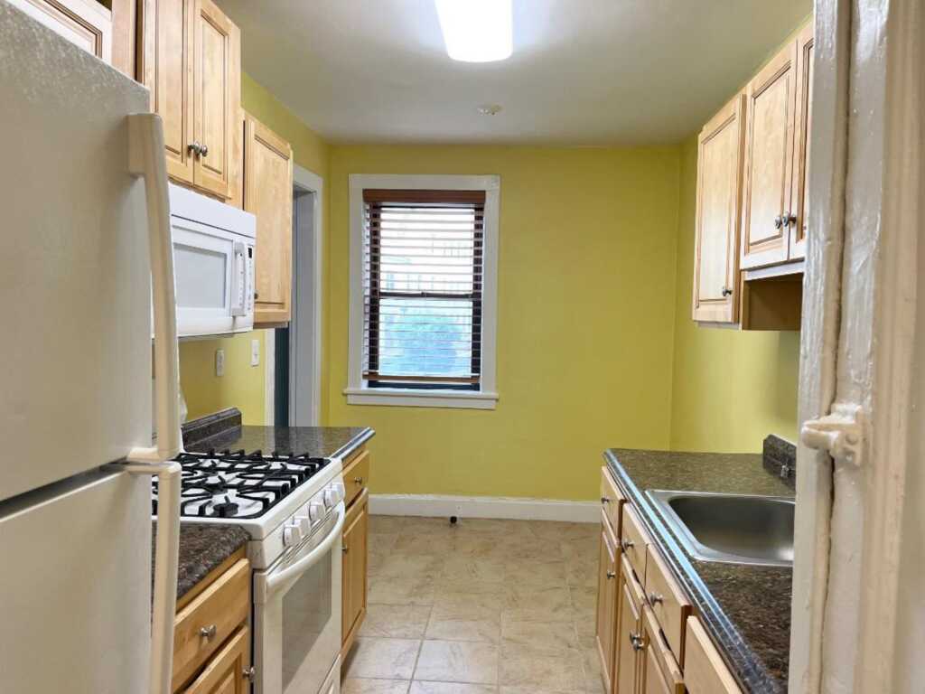 604 Tompkins Avenue, Unit #B-2, Rye, NY 10543 - Photo 6 of 17