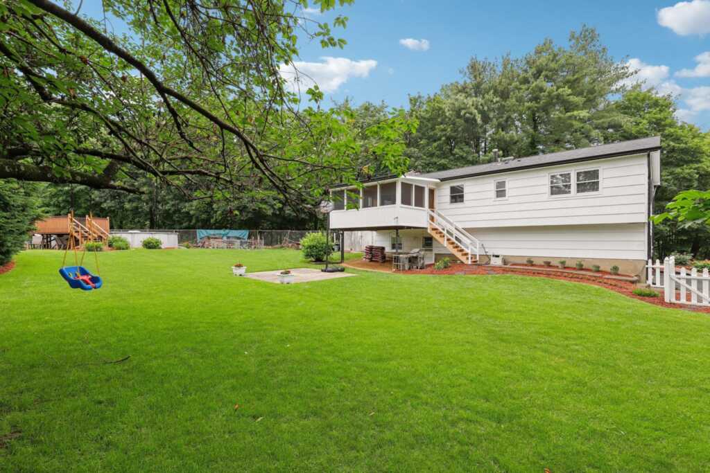 118 & 114 Standish Drive, Pearl River, NY 10965 - Photo 31 of 45