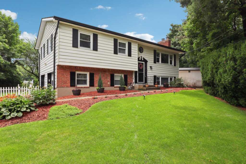 118 & 114 Standish Drive, Pearl River, NY 10965 - Photo 40 of 45