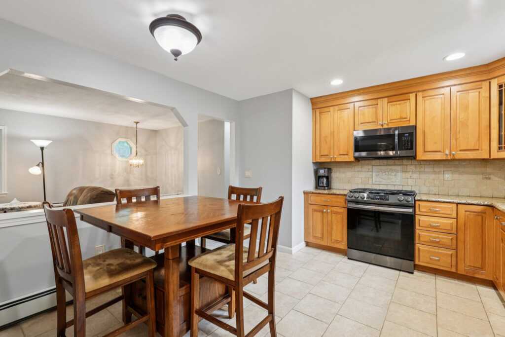 118 & 114 Standish Drive, Pearl River, NY 10965 - Photo 9 of 45