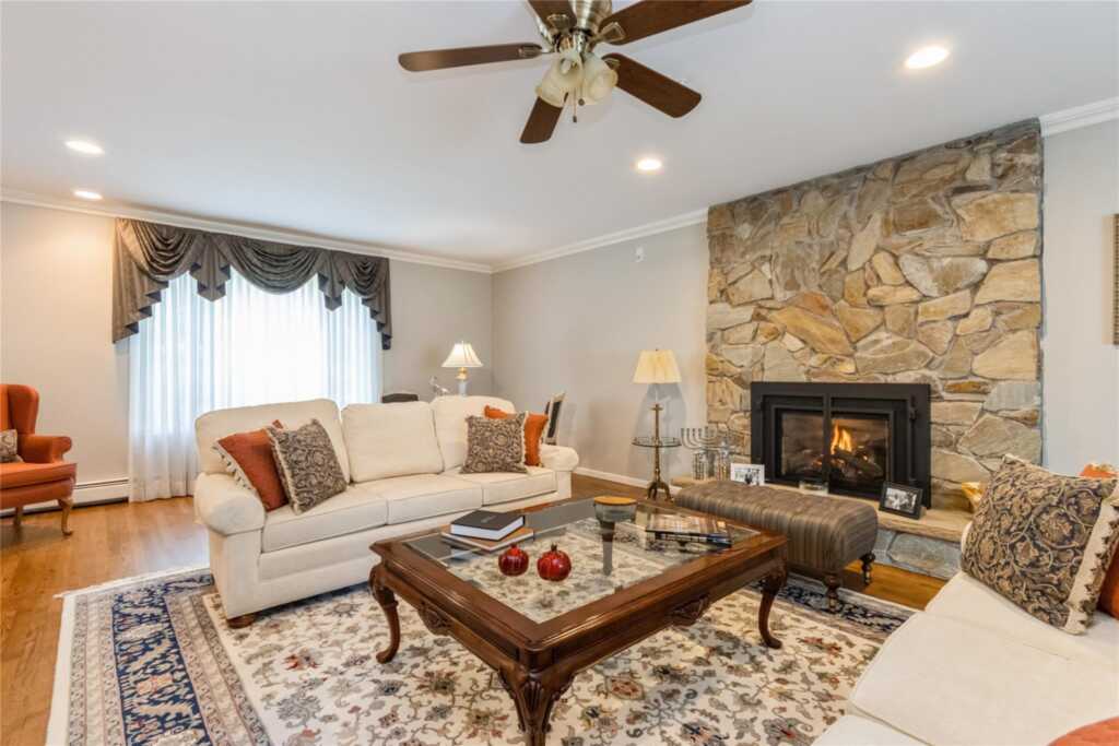 44 Snowdrop Drive, New City, NY 10956 - Photo 13 of 36