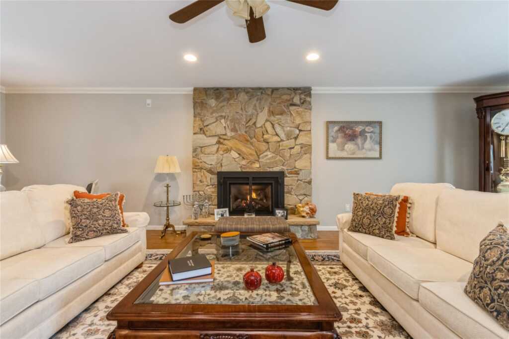 44 Snowdrop Drive, New City, NY 10956 - Photo 14 of 36