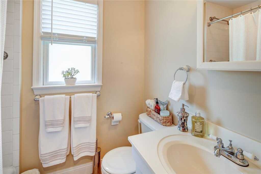 2 Goldwin Street, Unit ##2, Rye, NY 10580 - Photo 15 of 17