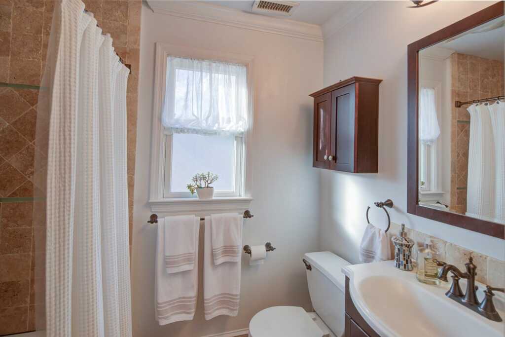2 Goldwin Street, Rye, NY 10580 - Photo 11 of 31