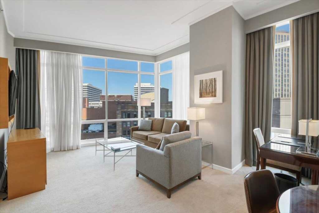 1 Renaissance Square, Unit #9A, White Plains, NY 10601 - Photo 2 of 10