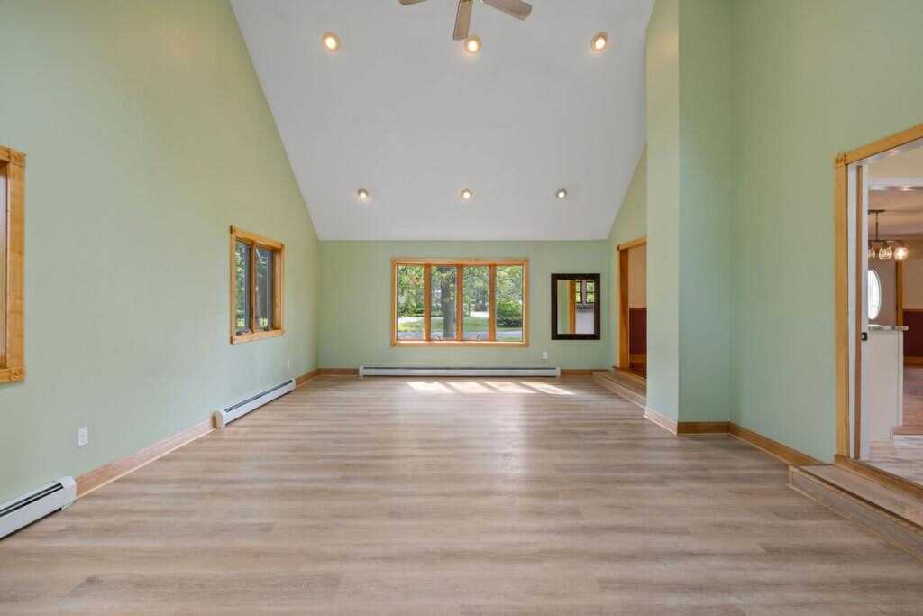 4 Burda Place, New City, NY 10956 - Photo 17 of 34