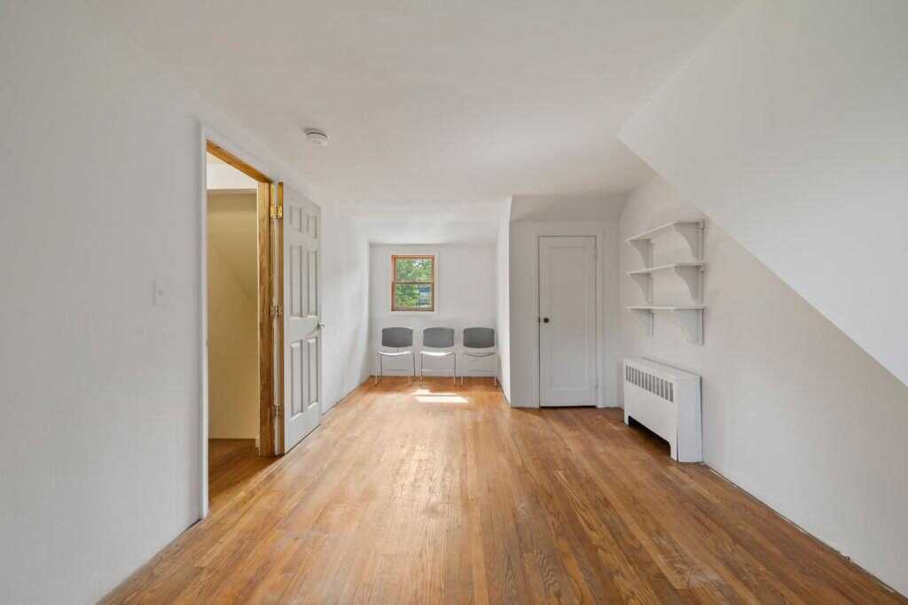 4 Burda Place, New City, NY 10956 - Photo 23 of 34