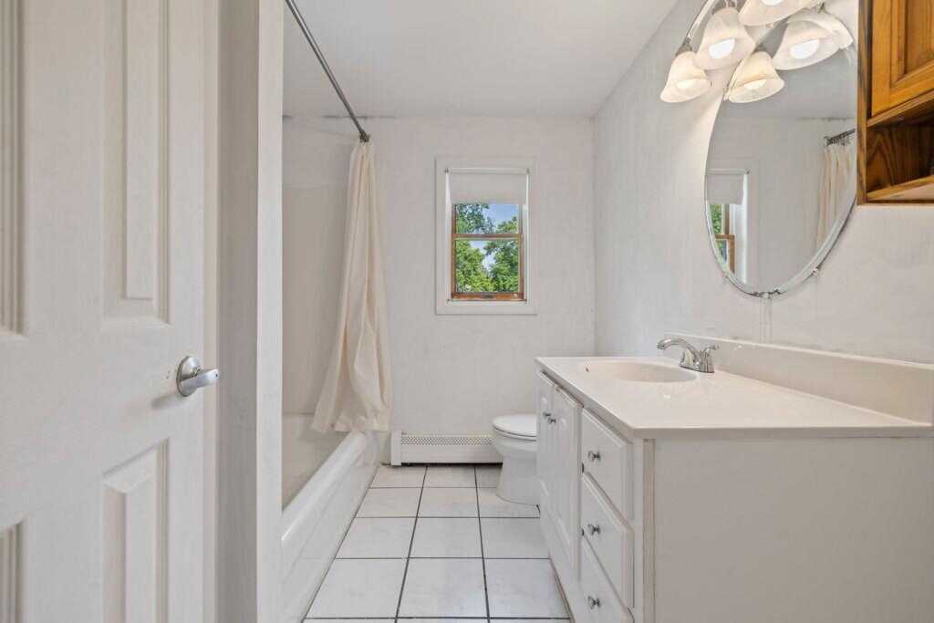 4 Burda Place, New City, NY 10956 - Photo 26 of 34