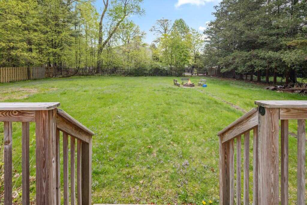 4 Burda Place, New City, NY 10956 - Photo 33 of 34