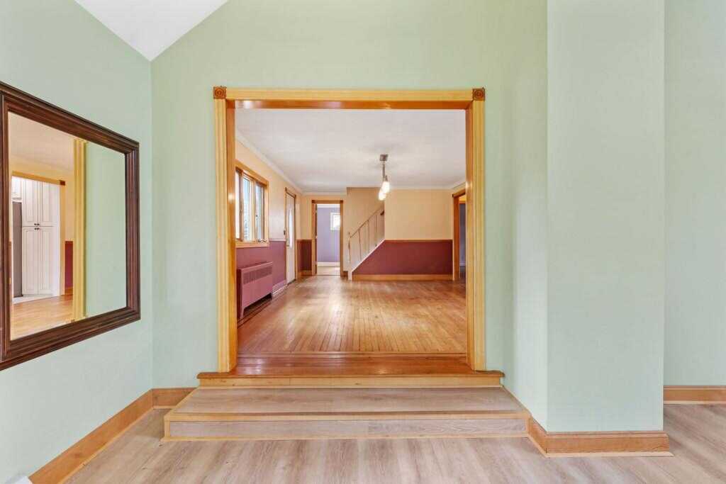 4 Burda Place, New City, NY 10956 - Photo 5 of 34