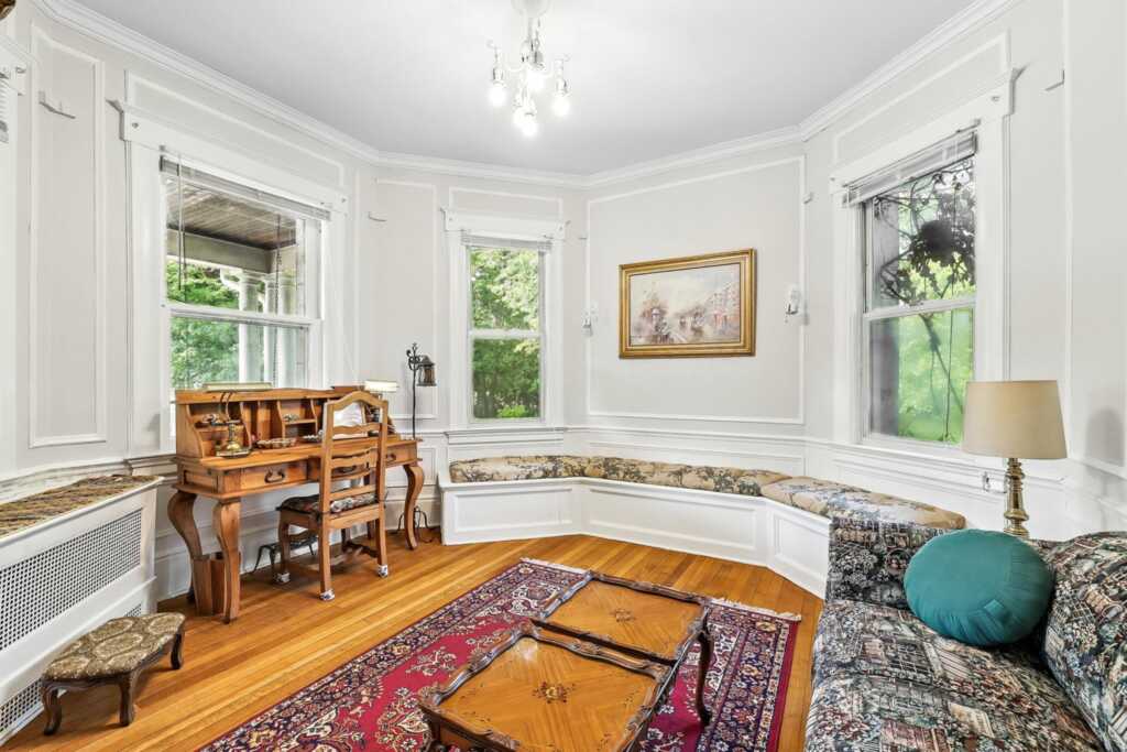 43 Broadview Avenue, New Rochelle, NY 10804 - Photo 13 of 50