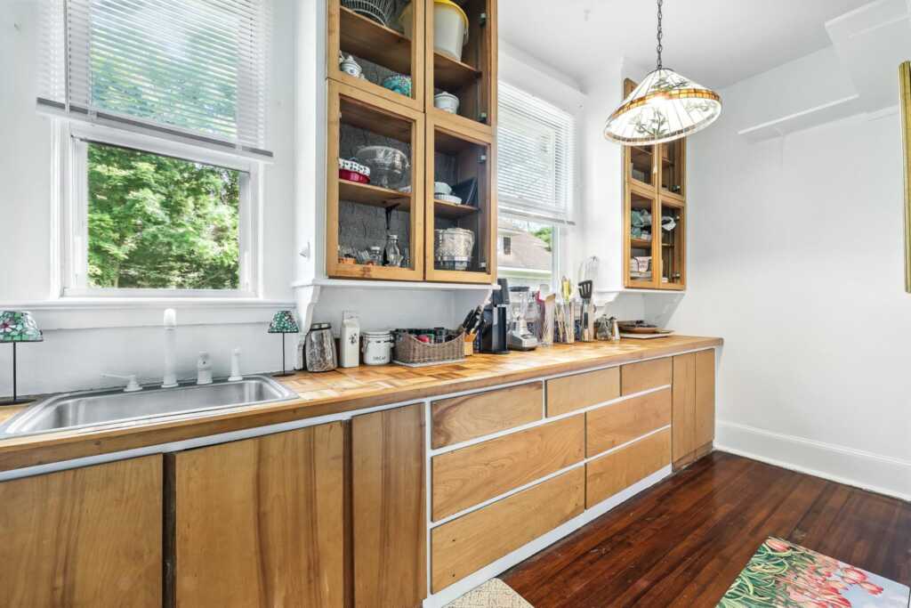 43 Broadview Avenue, New Rochelle, NY 10804 - Photo 18 of 50