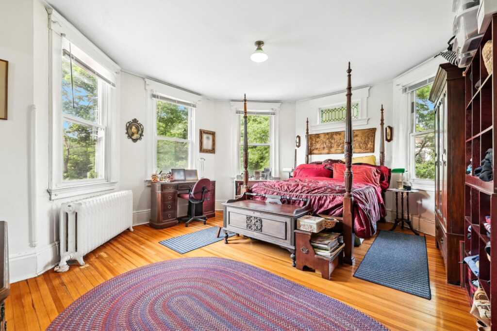 43 Broadview Avenue, New Rochelle, NY 10804 - Photo 26 of 50