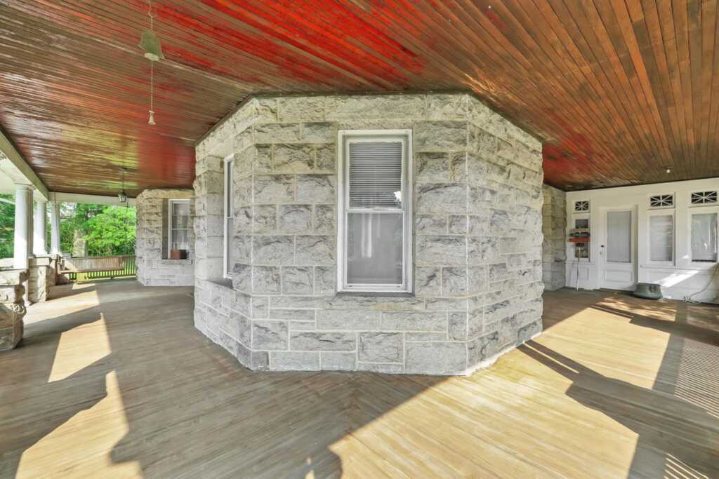 43 Broadview Avenue, New Rochelle, NY 10804 - Photo 38 of 50