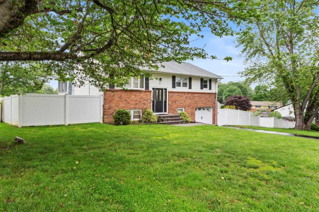 45 Maple Drive, Stony Point, NY 10980 - Photo 5 of 50