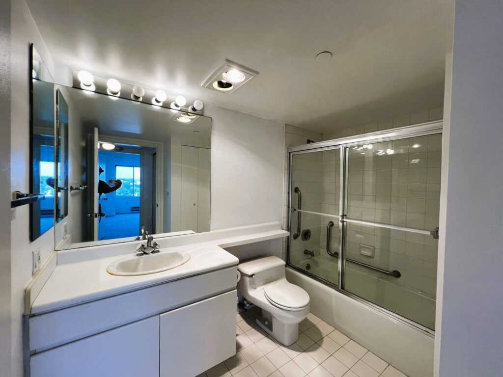 10 Stewart Place, Unit #5CE, White Plains, NY 10603 - Photo 26 of 37